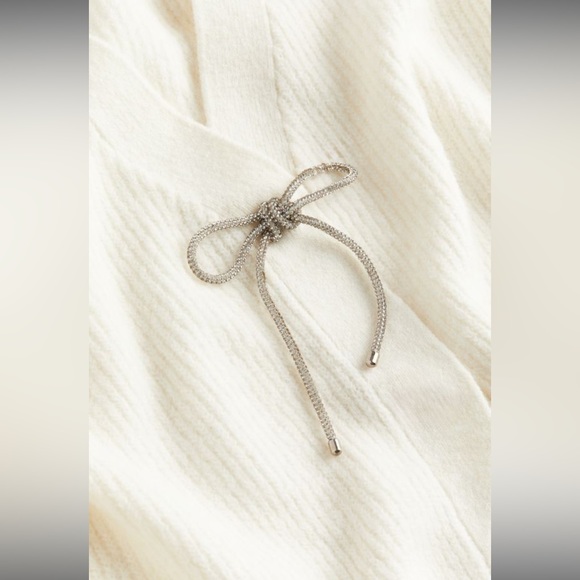 H&M Rhinestone Bow Cardigan in S. SOLD OUT ONLINE! - Picture 3 of 5